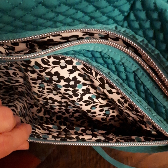 Vera Bradley Iconic Triple Zip Hipster - Picture 6 of 8